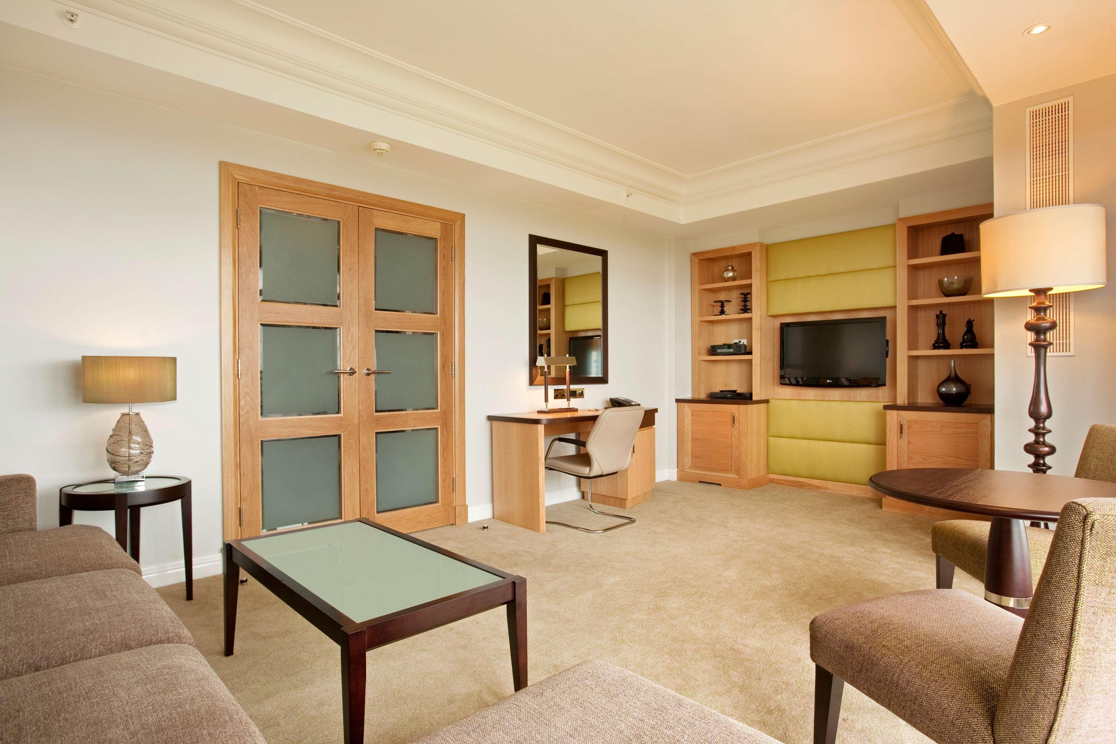London Hilton On Park Lane Hotel Room photo